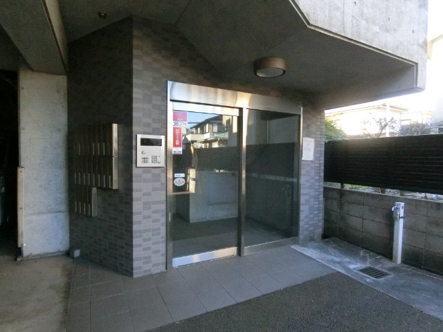 メゾンドムートン オートロック付