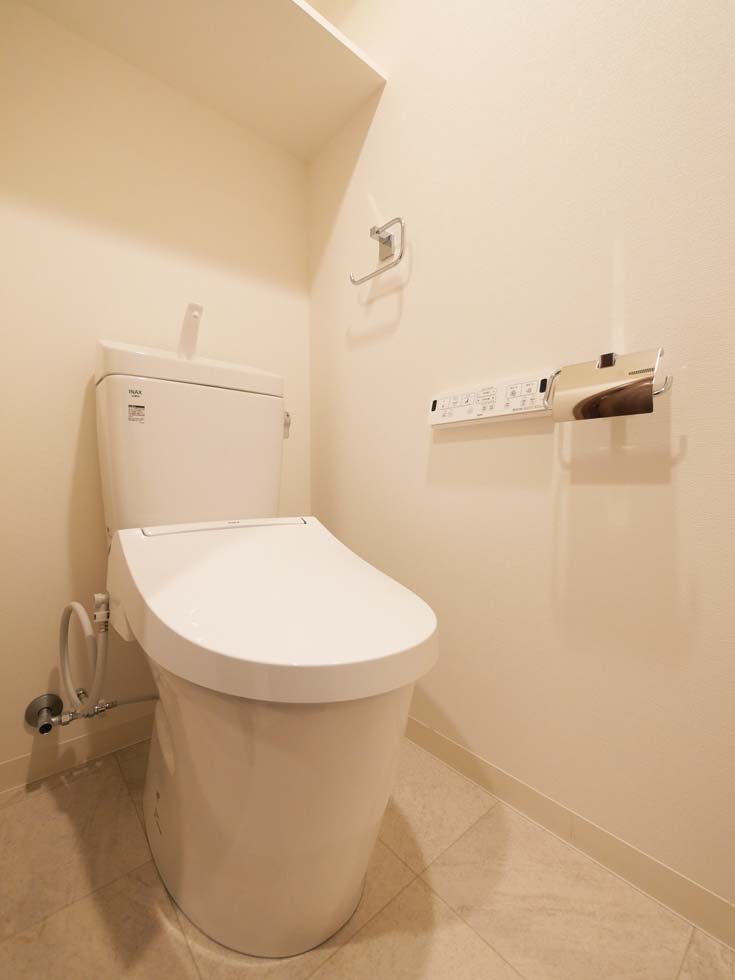 Mind Shimurasakaue8階 内観