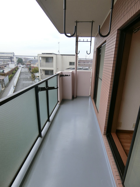 リヴェール高幡７ バルコニー