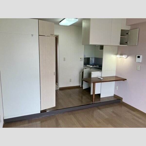 ハイムカメリア209号室 洋室