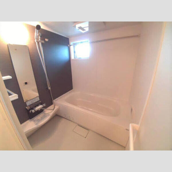 ヴェルドミールⅠ 一坪風呂でゆったりバスタイム