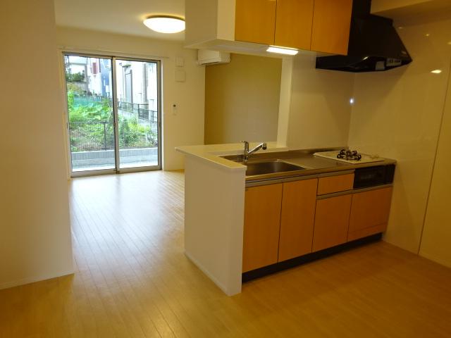 セレーノコトー103号室 リビング