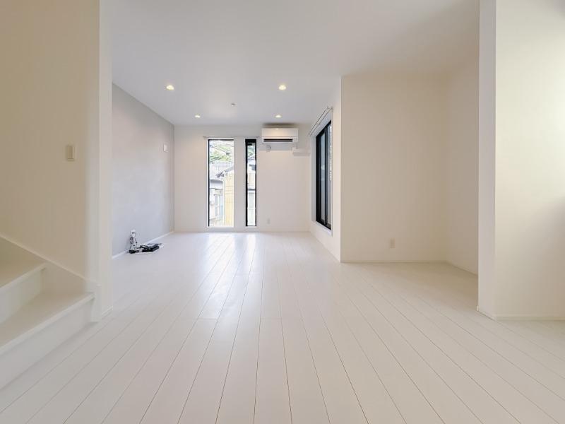 太田窪（南浦和）戸建て５号棟 リビング