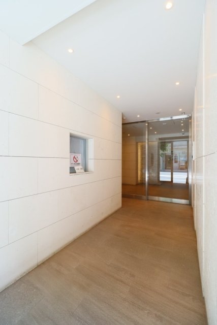 Ｌｉｖｅ　Ｃａｓａ両国Ⅱ4階 エントランス