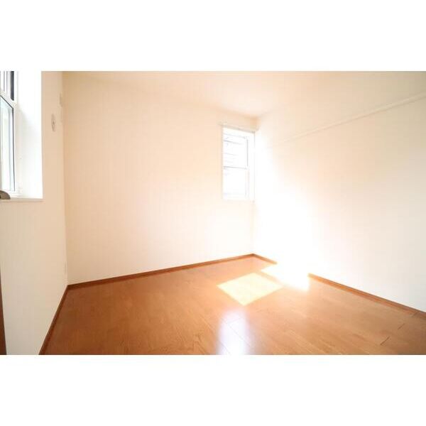 Camino鷺沼B号室 リビング