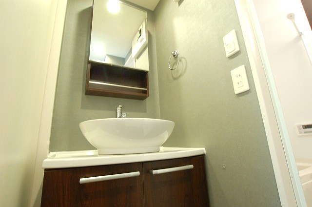 Ｅｓｃａｄａ　ＳＯＧＡ デザイン洗面台