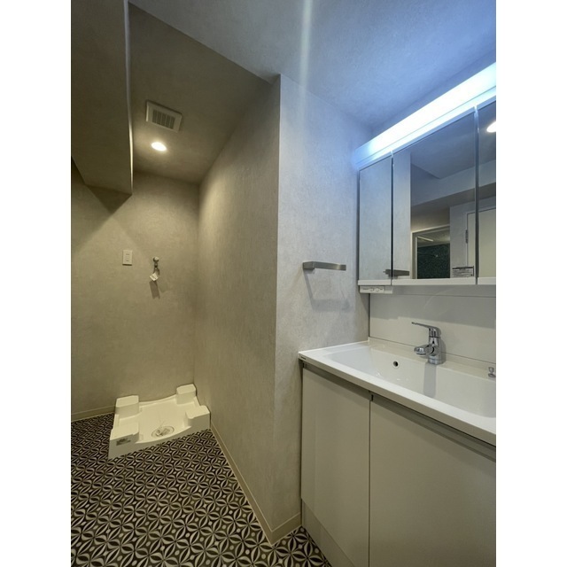 クレセントコートおおたかの森0507号室 内観