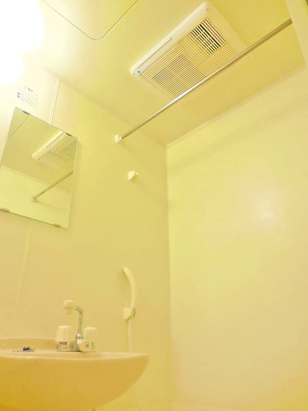 レオパレスカトルセゾン伊奈303号室 設備が異なる場合があります