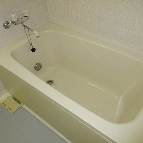 レクセルプラザ本厚木 浴槽　※2024年11月撮影時