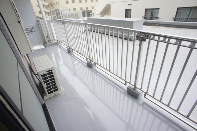 リビエール本郷0404号室 バルコニー