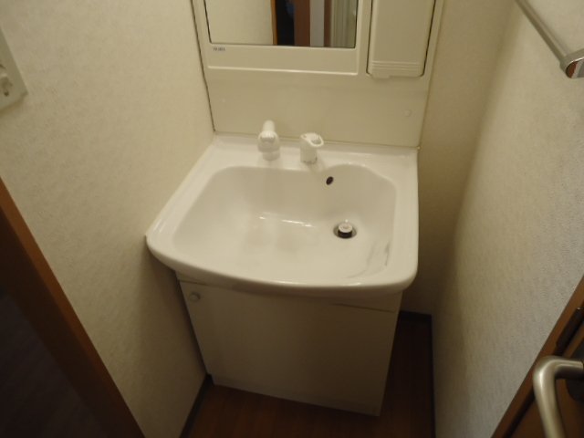 メゾン・トランタンヌーフ 洗髪洗面化粧台