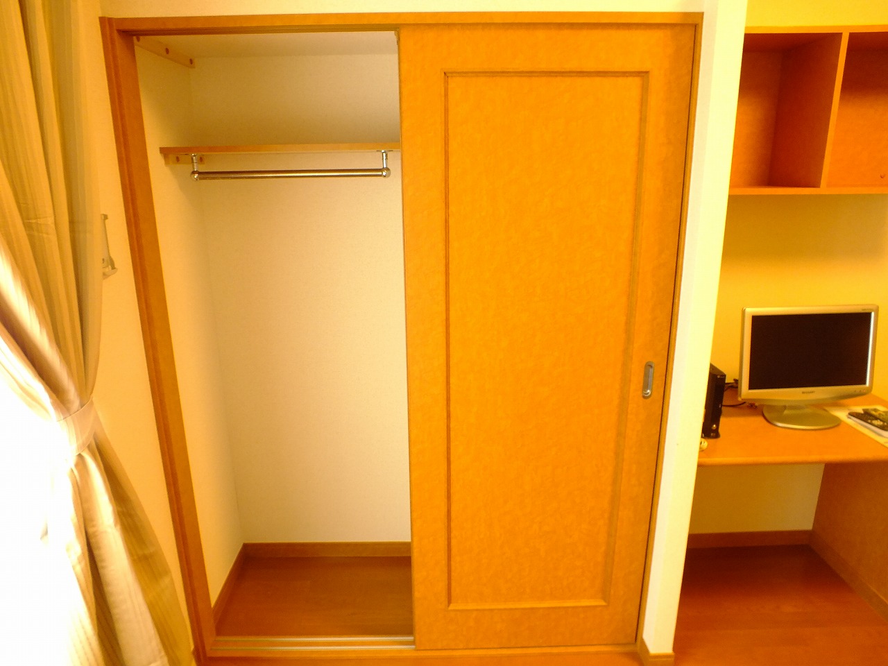 レオパレス飛鳥 内観