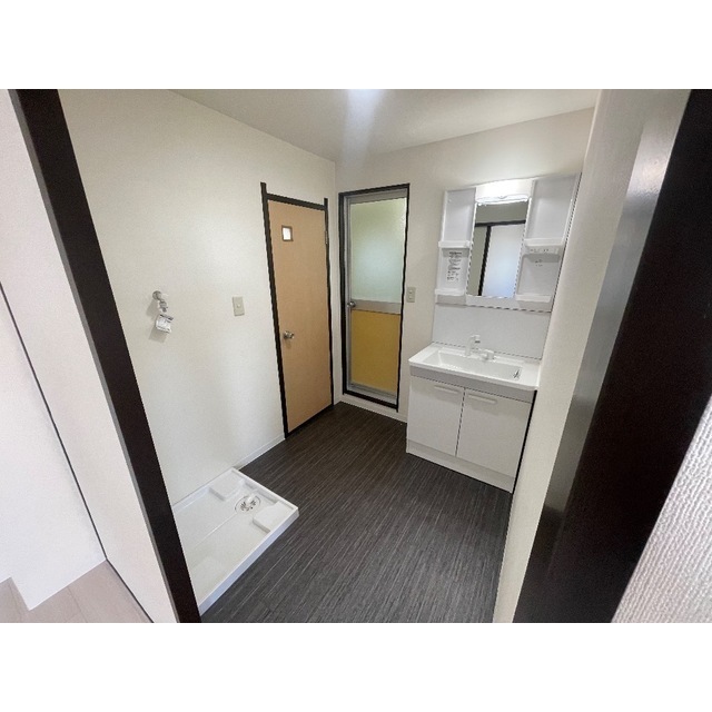 リバービレッヂM301号室 内観