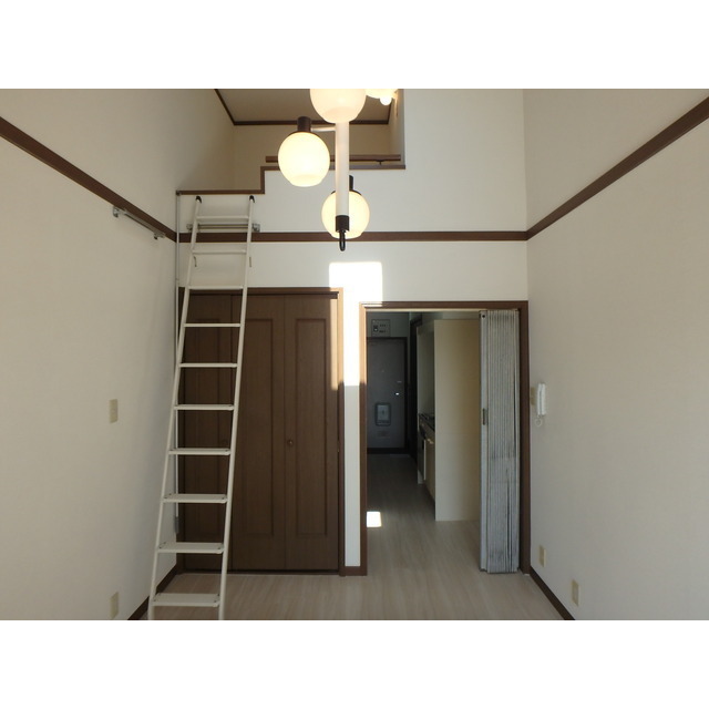 フロンティアⅢ　Ｄ棟 内観