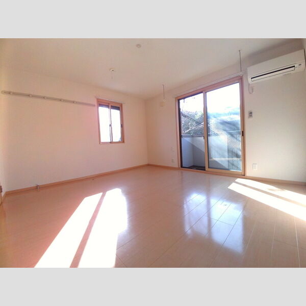 エミネンス 洋室