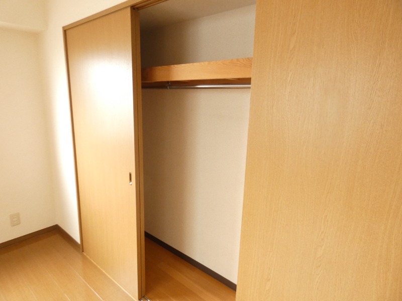 プリオール・オオフチ7階 洗面