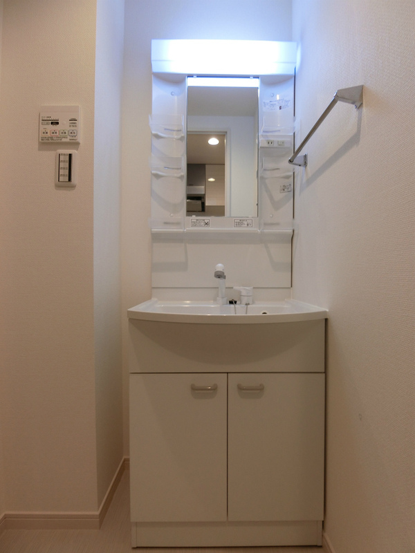 リブリ・Crest羽衣 洗面