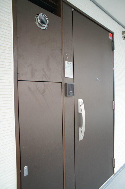 リブリ・グランツ武蔵中原 玄関