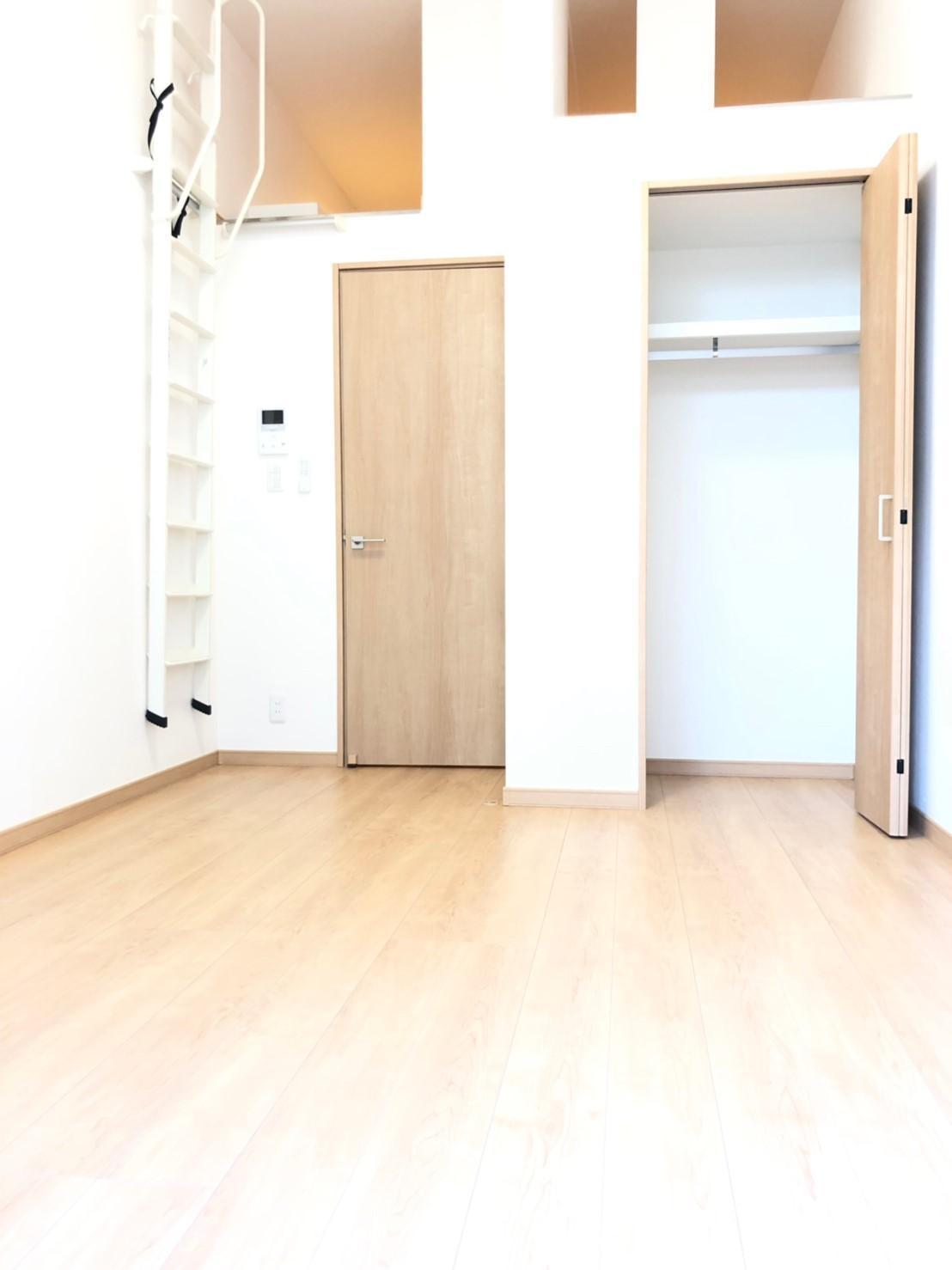 CasaK お部屋が広く使える備え付けクローゼット