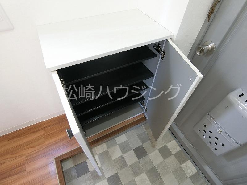 桜ハイコーポ 玄関