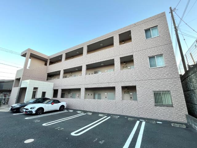 クレシア 外観写真（昼）