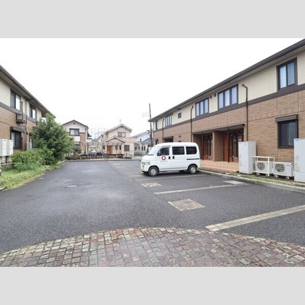 フォレステージ　B 駐車場