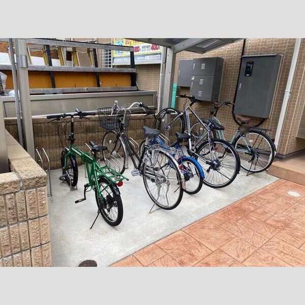 ビクロス 駐輪場