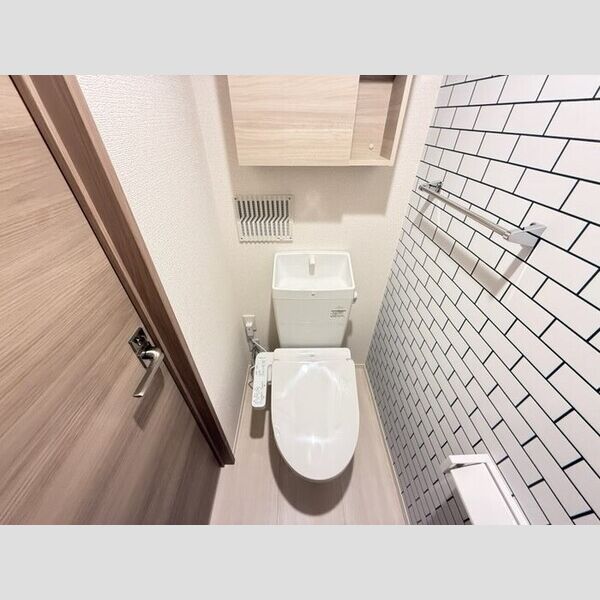 サリサ.l302号室 温水洗浄便座