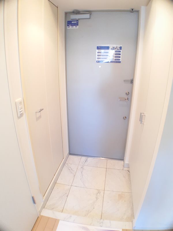 レジディア東品川9階 玄関