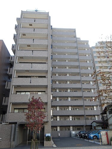 ライオンズマンション本川越駅前10階 建物外観　※２０２５年１１月の写真