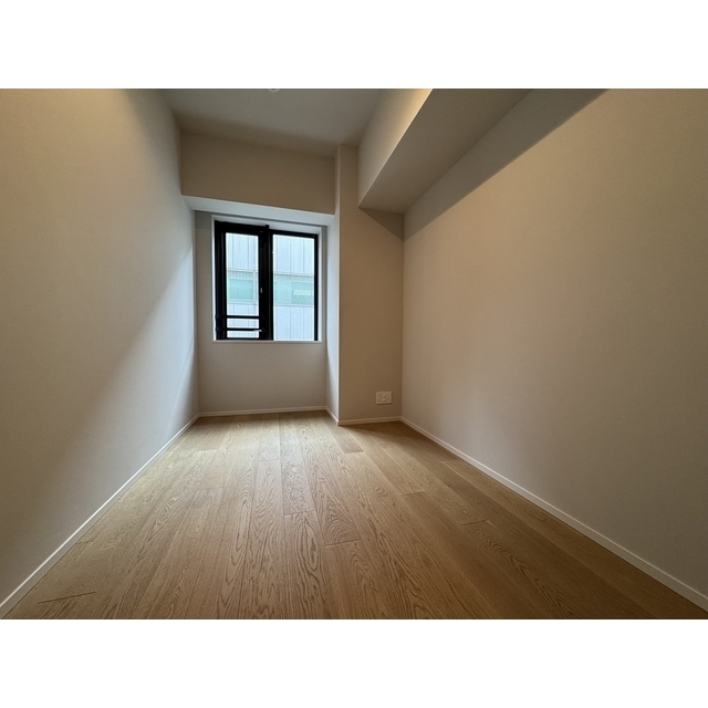 ザ・パークハウス千代田六番町805号室 洋室5.5帖　2025年9月撮影