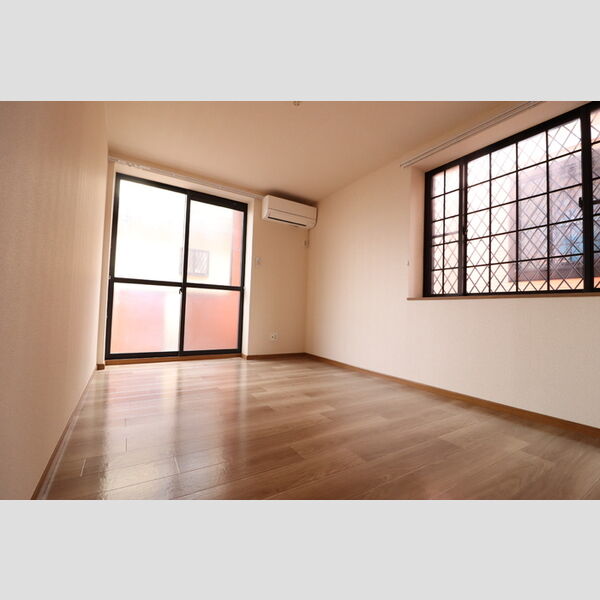 サンハイム学園前　A102号室 洋室