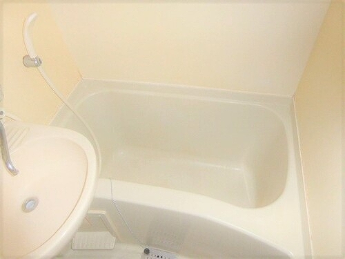 ライオンズマンション川崎貝塚第２ 浴室　※前回募集時2022年1月撮影