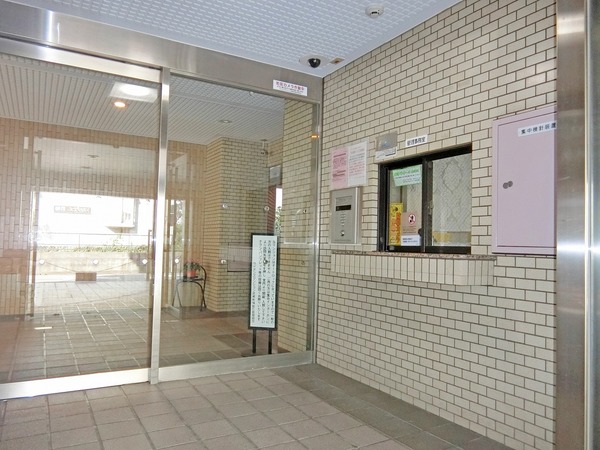 ライオンズマンション武蔵新城第５302号室 エントランス