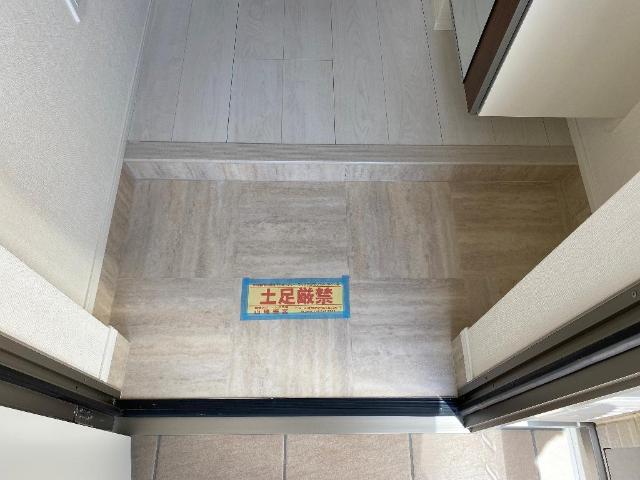 ヴェリテ昭島106号室 玄関（イメージ）