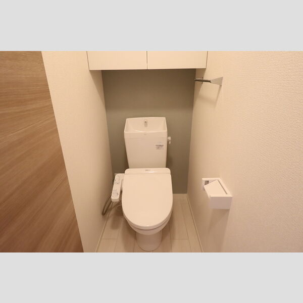 ラリュール赤塚Ⅰ205号室 トイレ