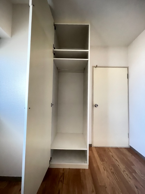 グローリア初穂久が原 収納