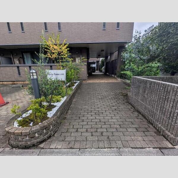 アトリオ トモ　壱番館202号室 エントランス