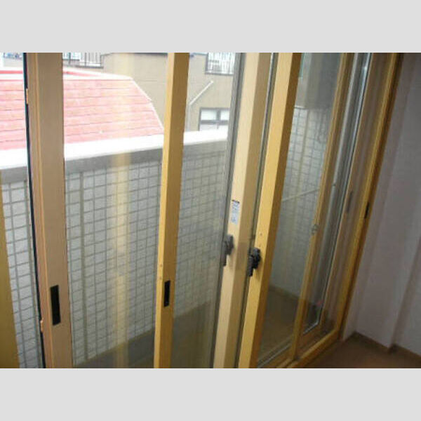 メゾン・ド・オーク306号室 2重サッシ