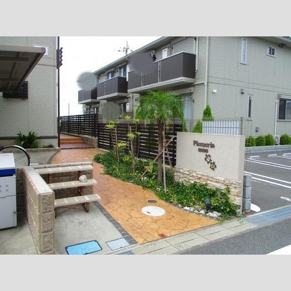 プルメリア エントランス