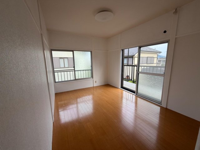 Deck House Yotsuya-Machi こちらのお部屋にはエアコンが新しくつきます！
