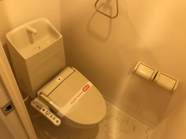 ルミナス高鼻 シャワー付トイレ