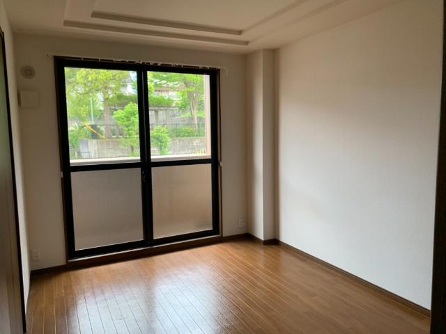 コンフィード202号室 室内