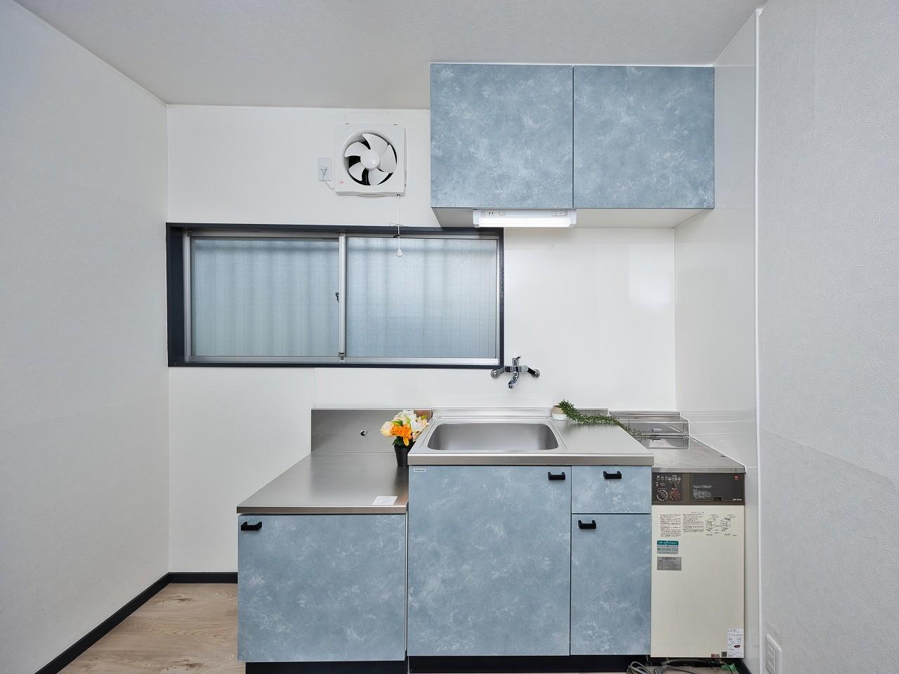 桜ハウス 日当たりがよく、新しいキッチンです