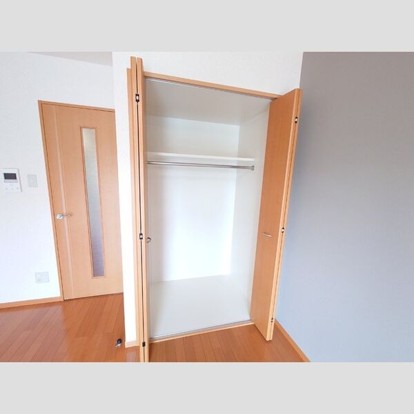 プラムアドニス クローゼット