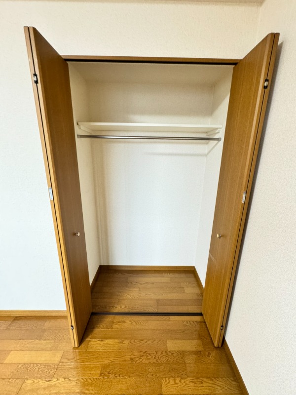 グランピーノ妙典(D-013)3階 収納