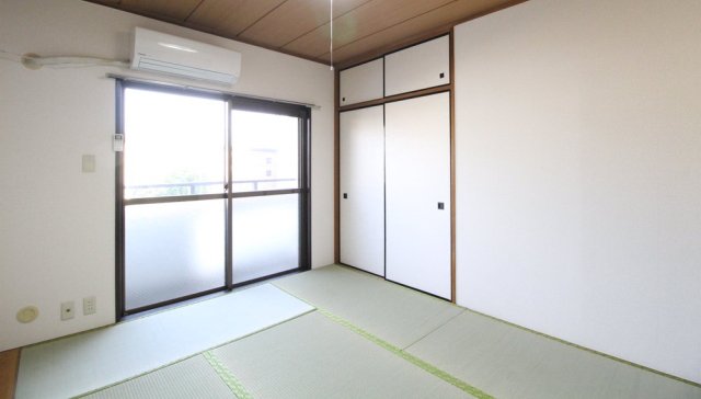 ハイツいづみ2階 部屋その他