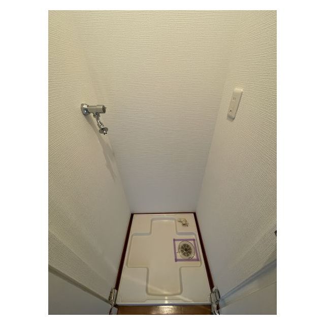 セントラル銀座1104号室 洗濯機用防水パン