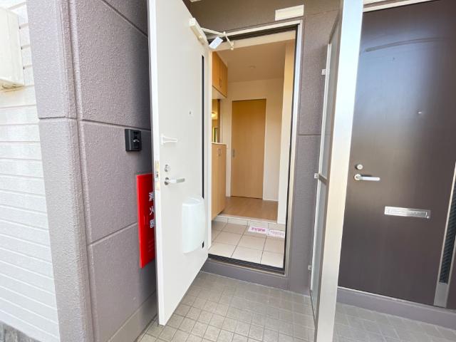 Lily Garden千城台（リリーガーデン千城台） 玄関