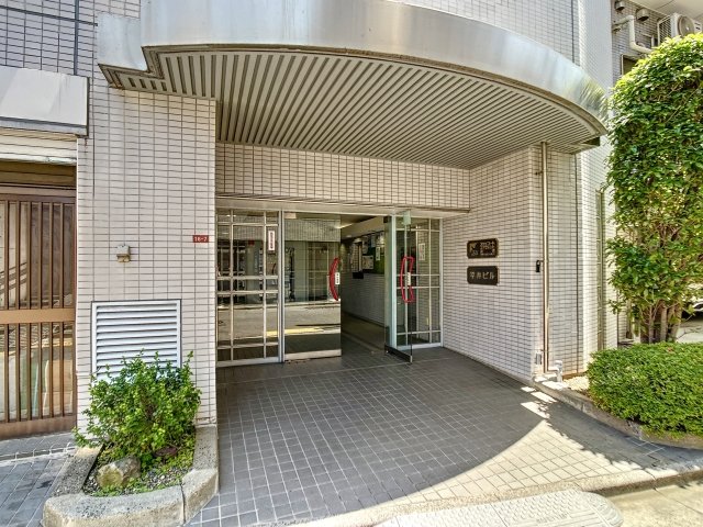 スカイコートエクセレント荻窪（エクセレント荻窪・平井ビル）608号室 エントランス